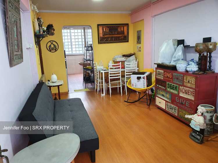 Blk 70 Circuit Road (Geylang), HDB 2 Rooms #584985281